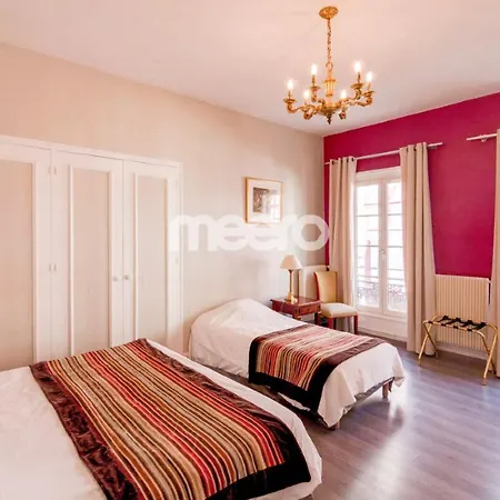 Brit Comtes De Champagne - Centre Historique 2*