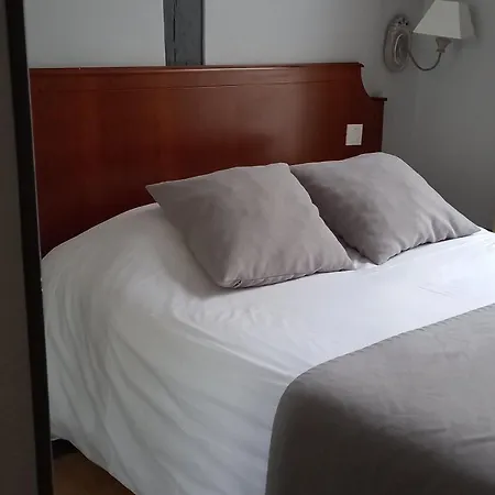 Brit Comtes De Champagne - Centre Historique 2* Troyes