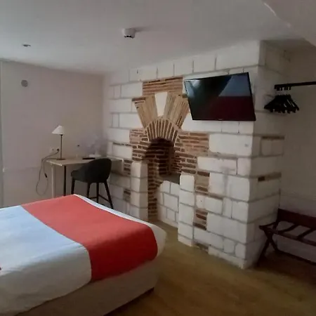 Hotel Brit Comtes De Champagne - Centre Historique 2*