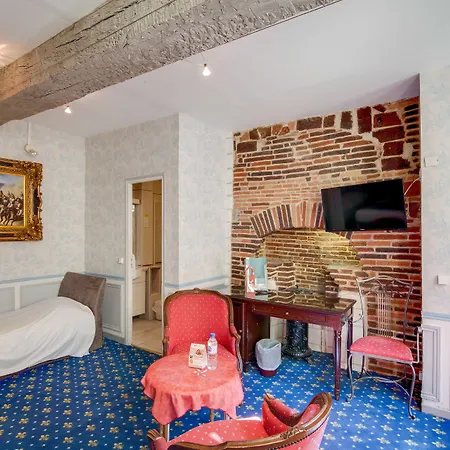 Hotel Brit Comtes De Champagne - Centre Historique 2*