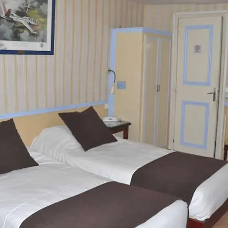 Brit Comtes De Champagne - Centre Historique 2* Troyes