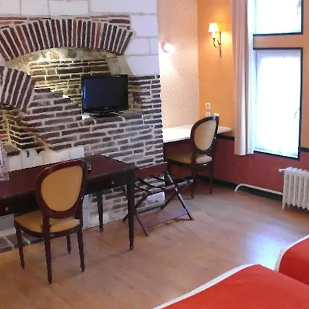 Hotel Brit Comtes De Champagne - Centre Historique 2*