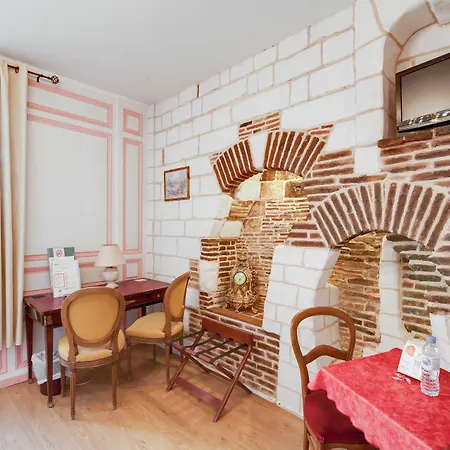 Szálloda Brit Comtes De Champagne - Centre Historique