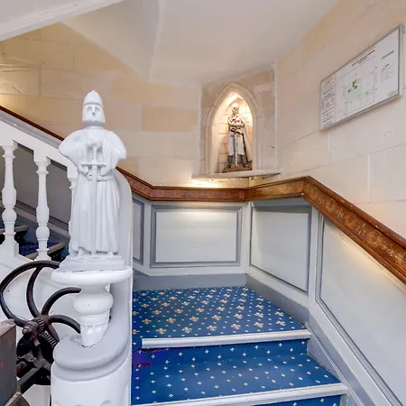 Brit Comtes De Champagne - Centre Historique 2*