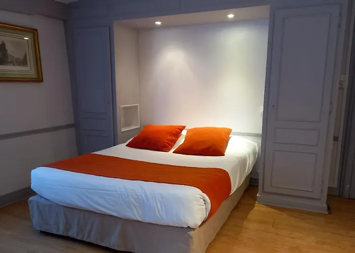 Brit Comtes De Champagne - Centre Historique Troyes