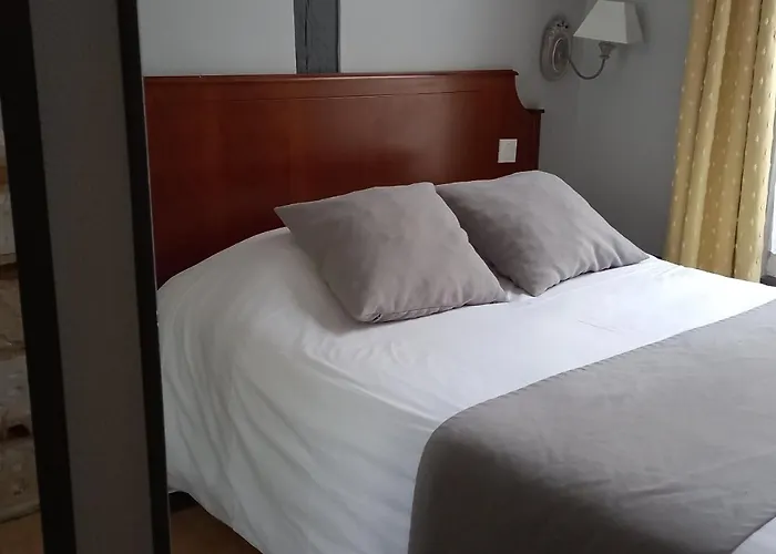 Brit Comtes De Champagne - Centre Historique 2* Troyes