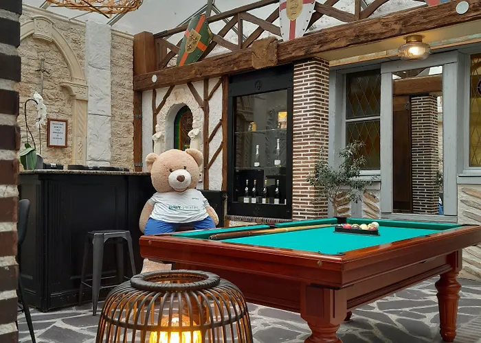 Brit Comtes De Champagne - Centre Historique Hotel