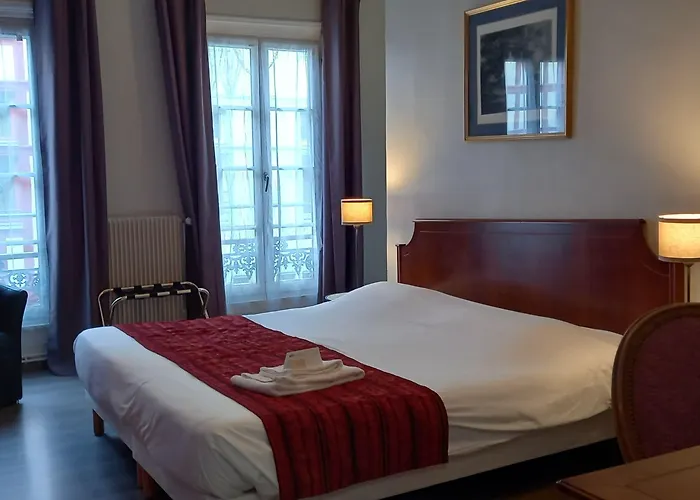 Hotel Brit Comtes De Champagne - Centre Historique Troyes